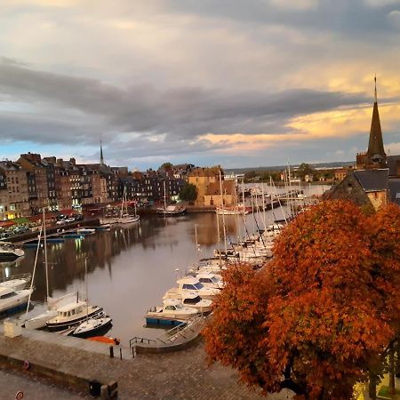 Le17Ho Hotel Honfleur Exterior photo